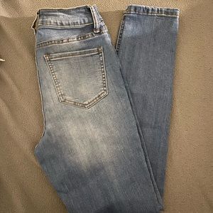 Fashion nova “So Hip High Rise Jeans medium wash” pants size 3